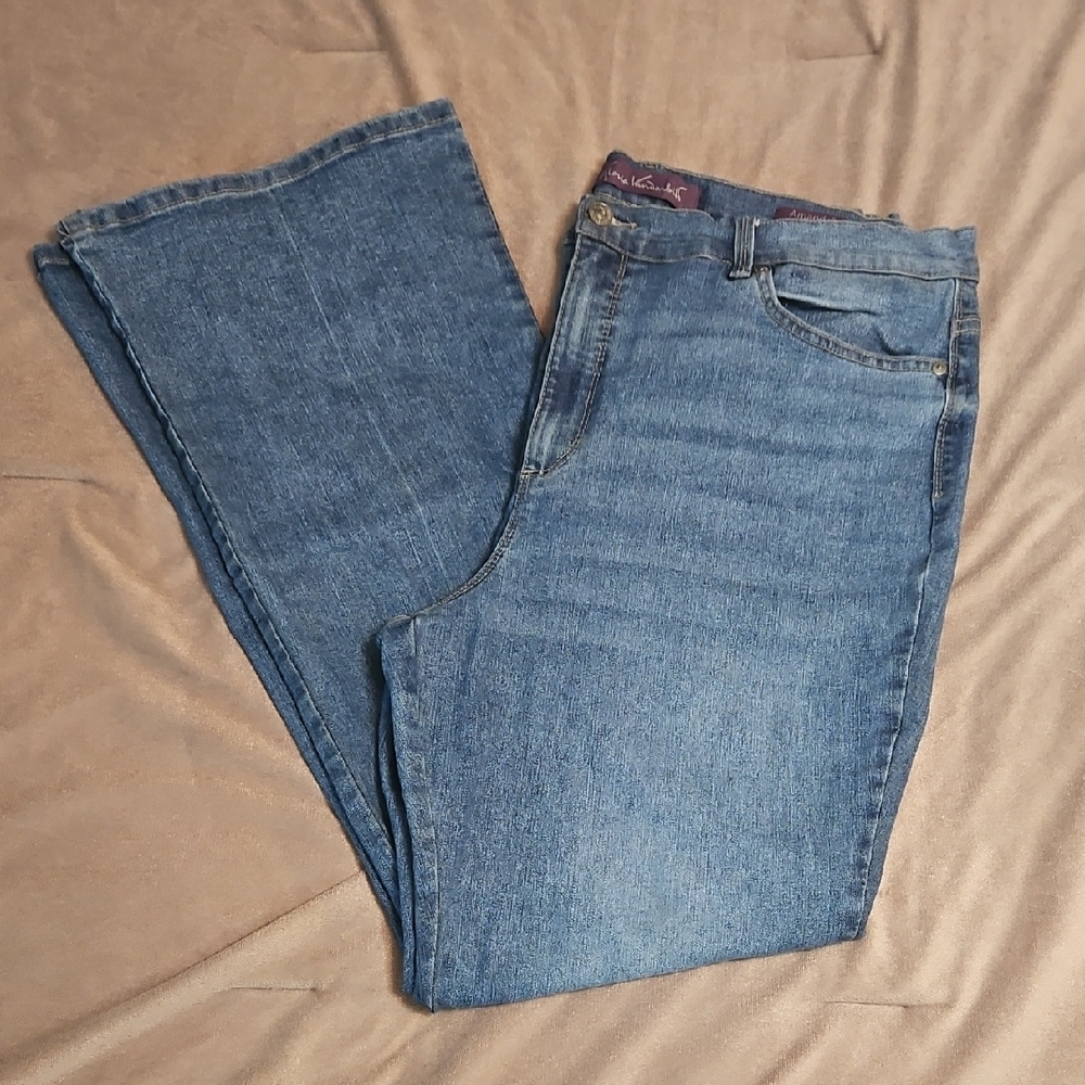 Gloria Vanderbilt Blue Flare Jeans